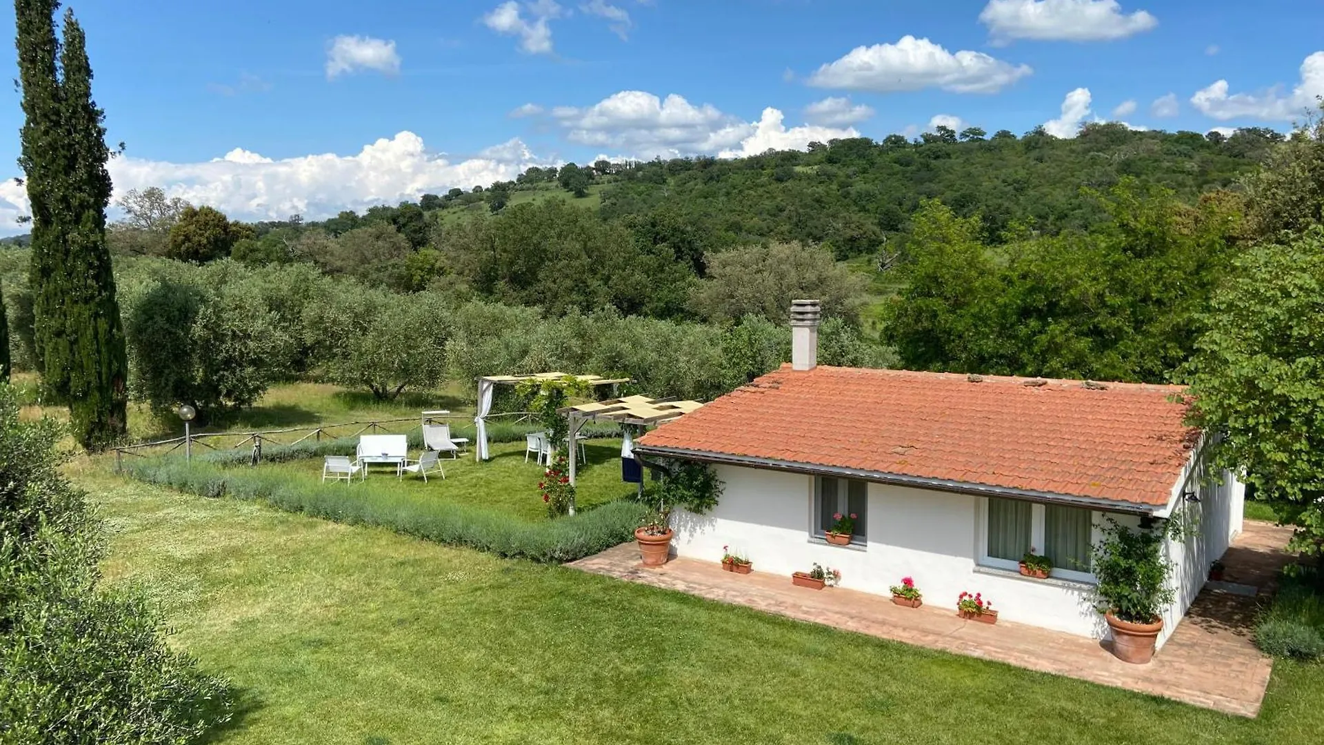 Tenuta Le Mandorlaie, Agriturismo In Scansano Italy